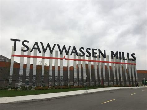 tsawwassen mill hours.